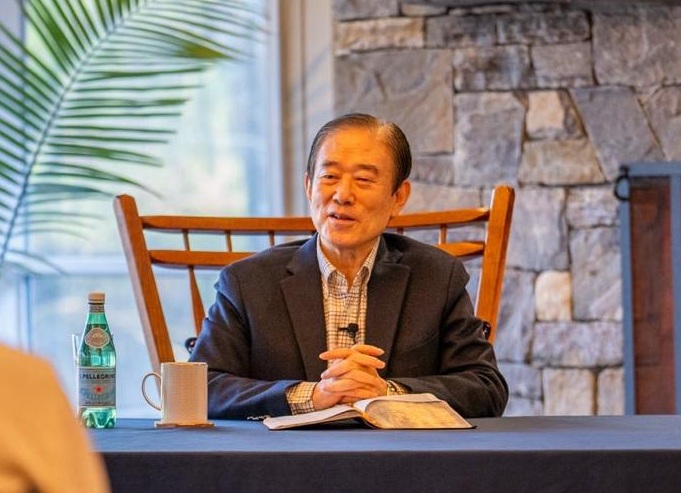 Pastor David Jang
